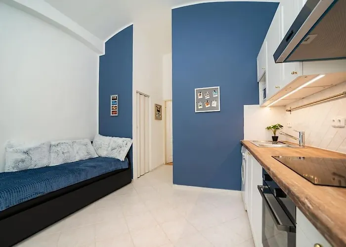 Cosy, Retro-styled Flat In Beautiful Zizkov Appartamento Praga